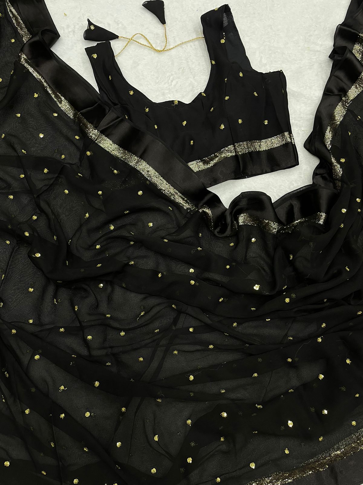 Alizee Georgette Saree(Ready-to-wear)