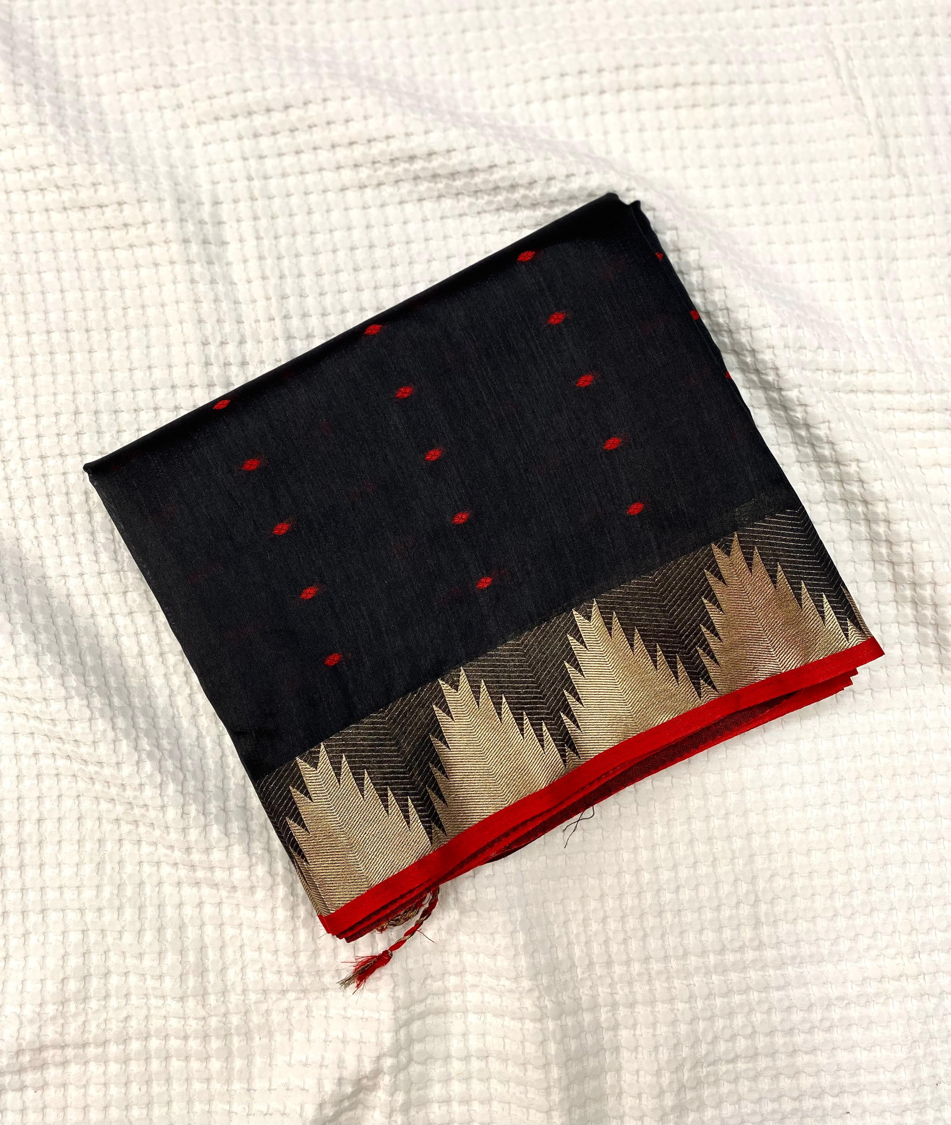 Aabha Saree