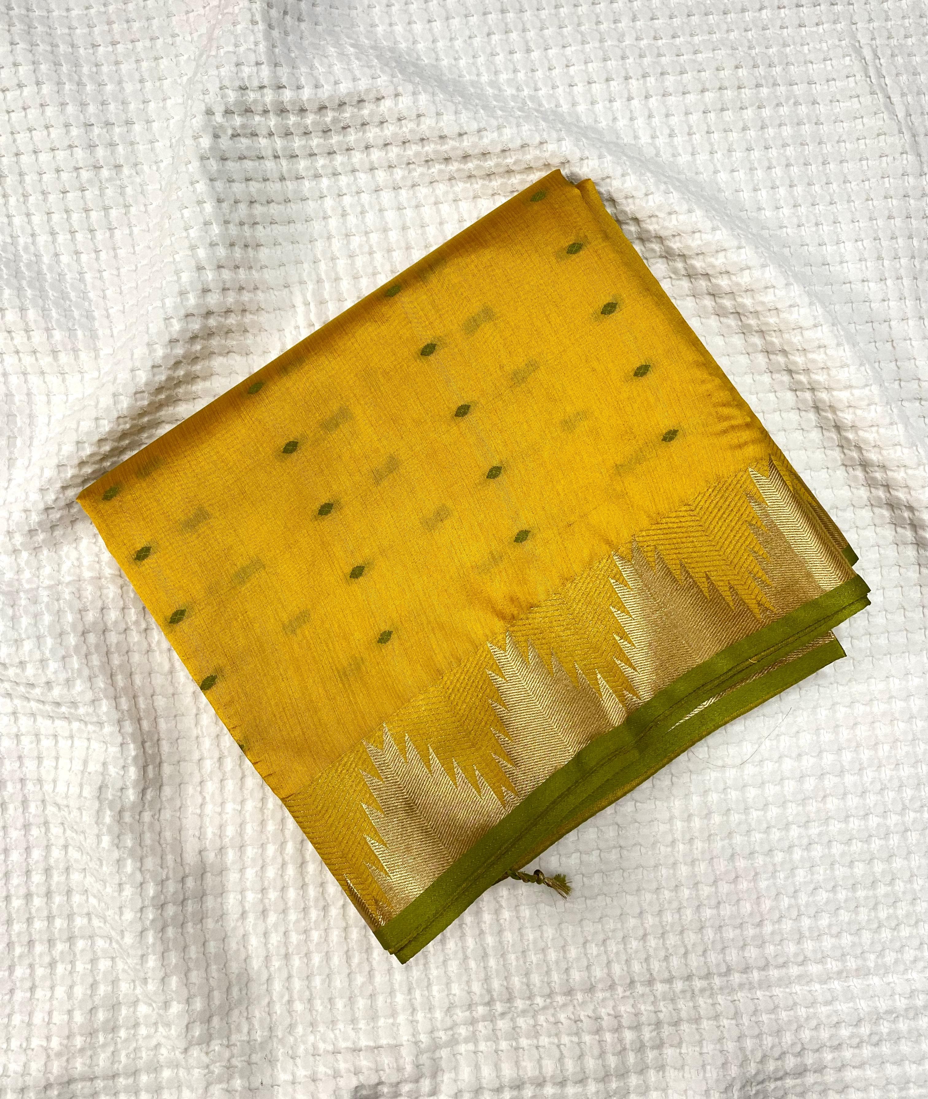 Aabha Saree