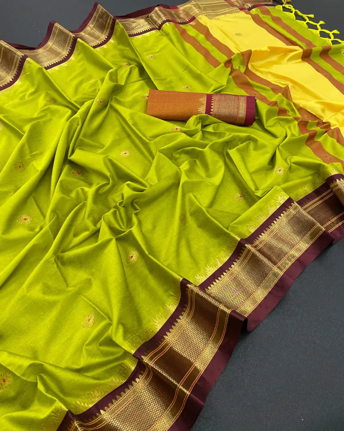 Swaras Saree